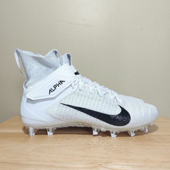 Nike Alpha Menace Elite 2 Flyknit Football Cleats White AO3374-101 Men's Size 10 - Picture 1 of 7